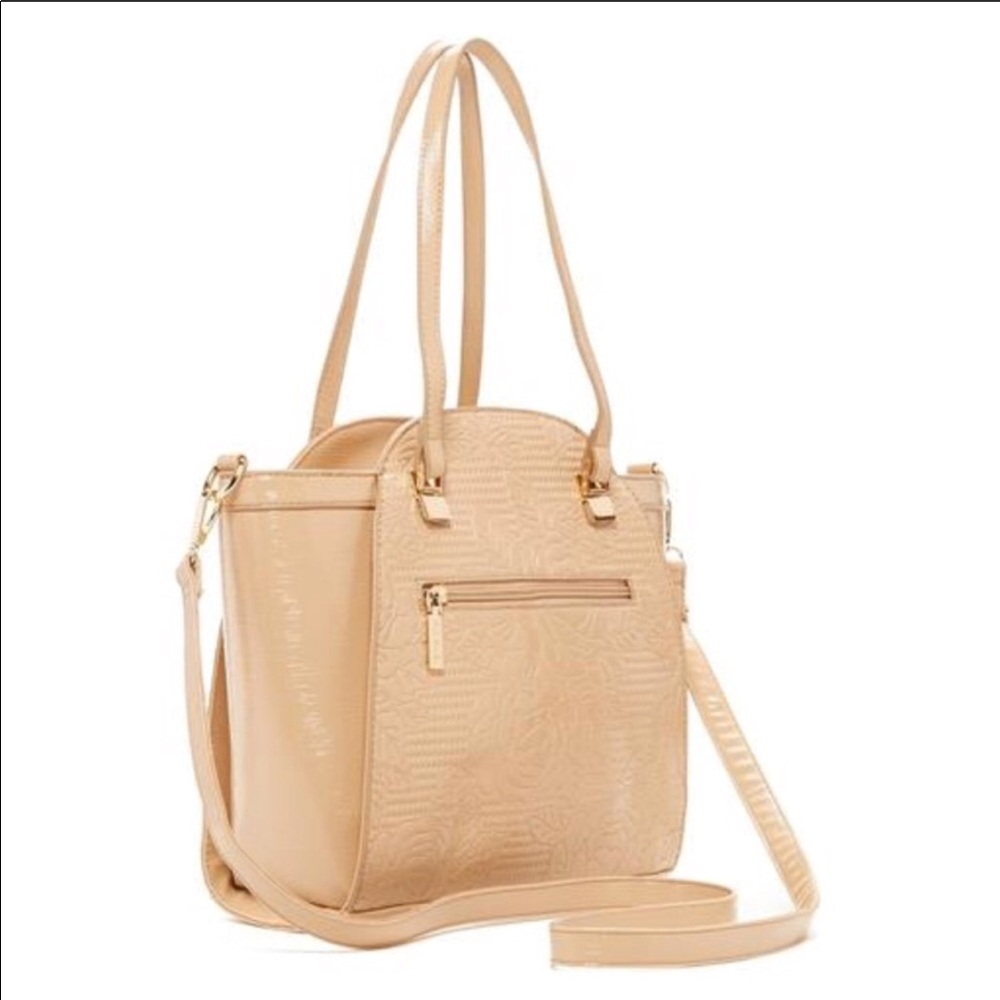 Boutique-Pink Haley Wall of Rose Tote in Beige - Picture 2 of 4
